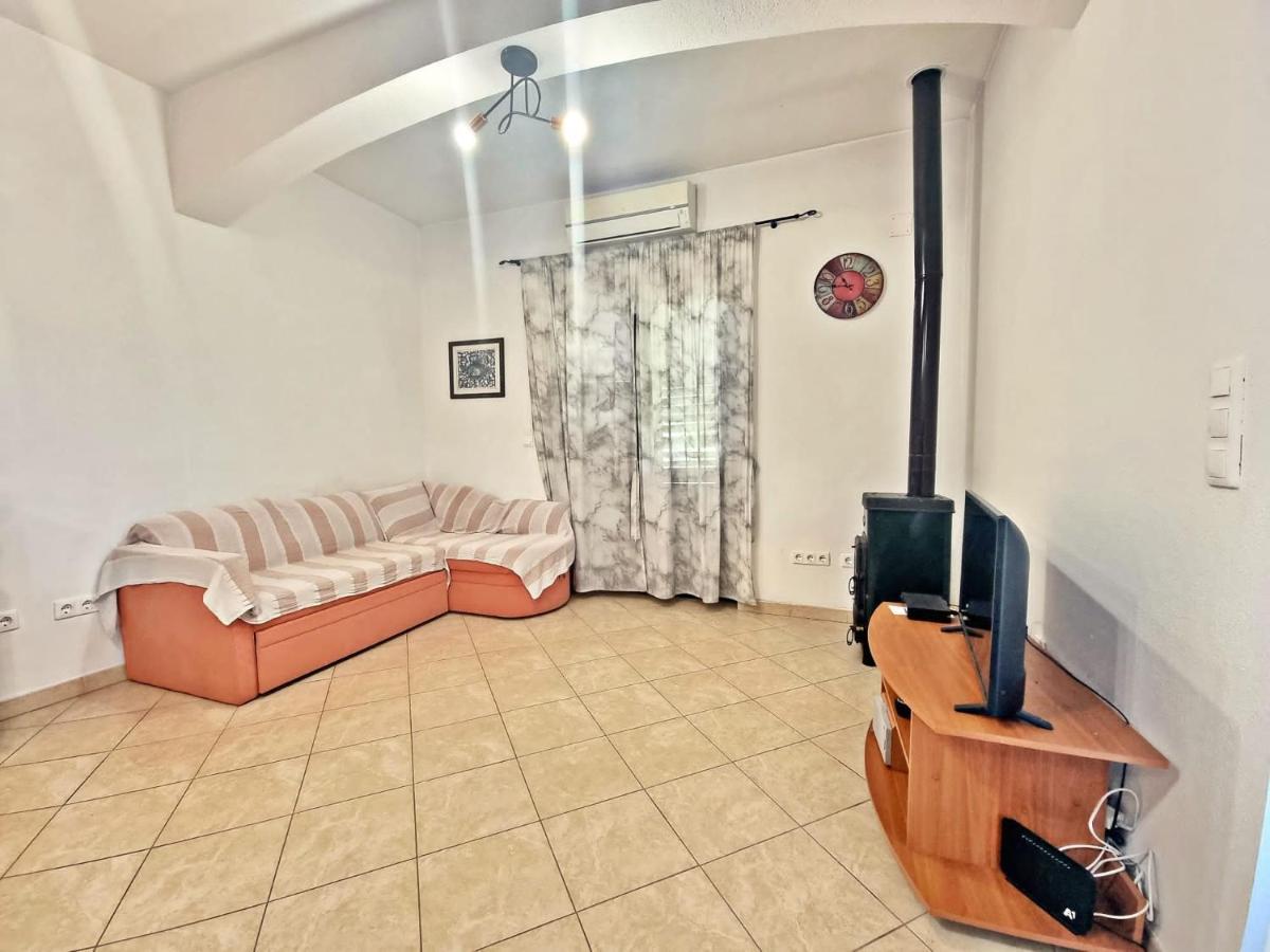 Apartman Irena With Terase End Private Parking Donji Okrug  エクステリア 写真