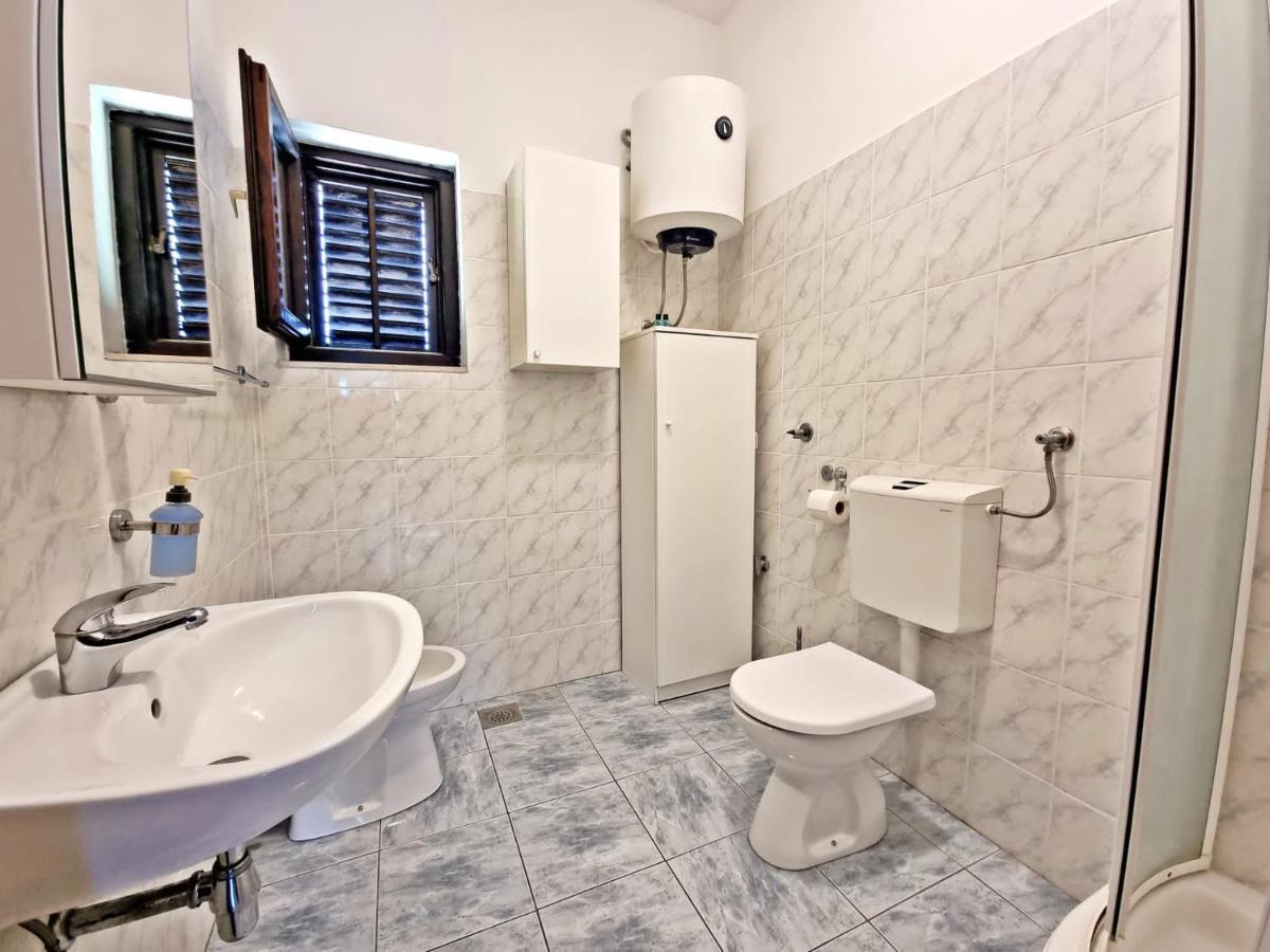 Apartman Irena With Terase End Private Parking Donji Okrug  エクステリア 写真